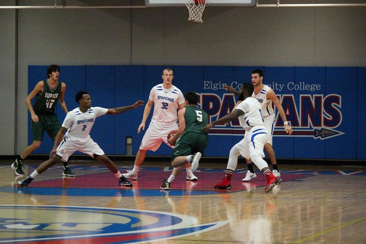 ECC Men's Basketball Team Defeats College of DuPage