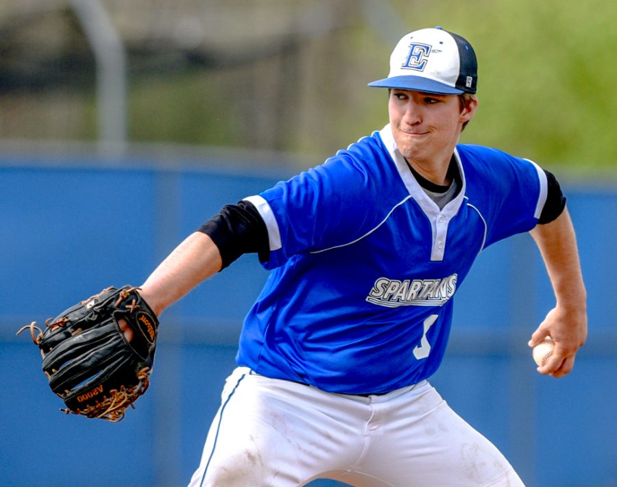 Men’s Baseball versus Prairie State College – Observer