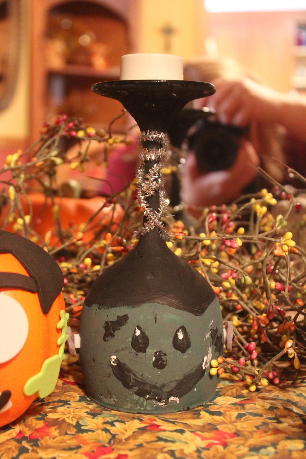 Get your "spooky" on with these cute Halloween crafts