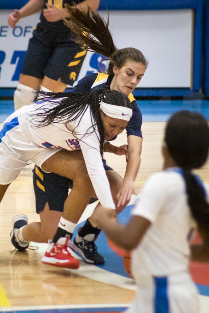 Elgin Community College loses 83-39 against Rock Valley College