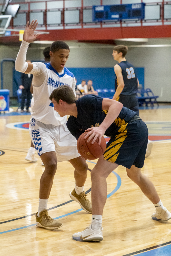 Men's basketball falls short against Rock Valley College