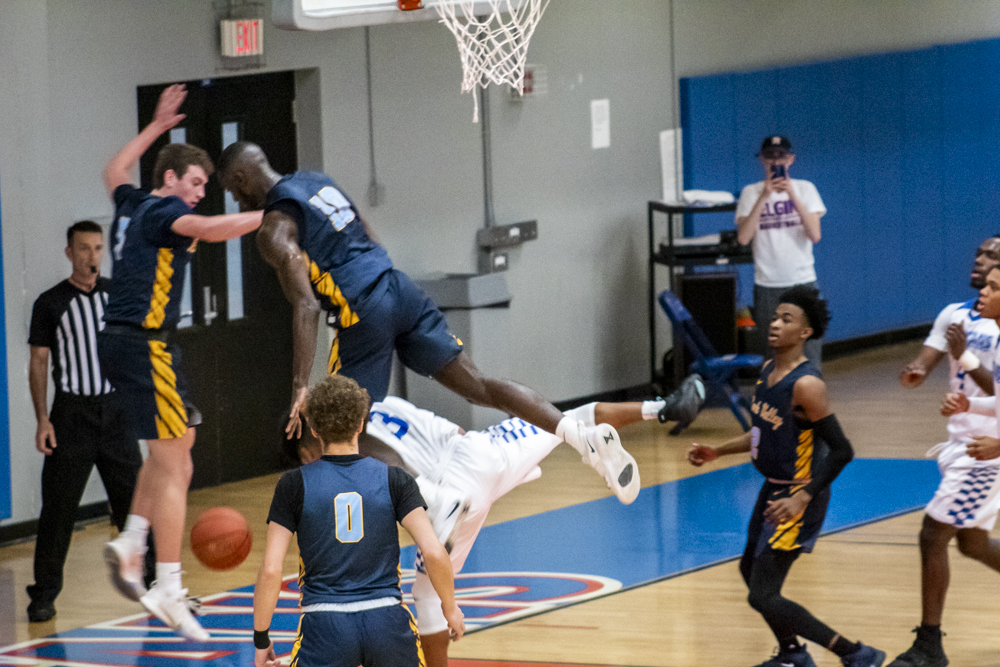 Men's basketball falls short against Rock Valley College