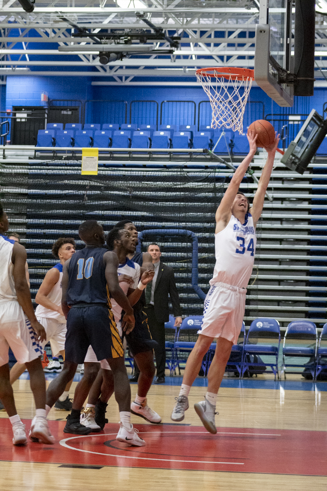 Men's basketball falls short against Rock Valley College