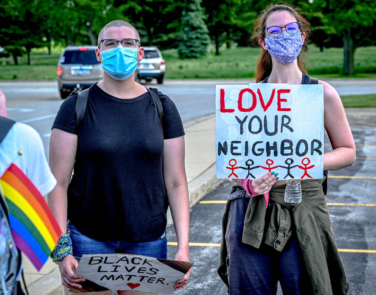 Protesters march from ECC to Elgin Police Department