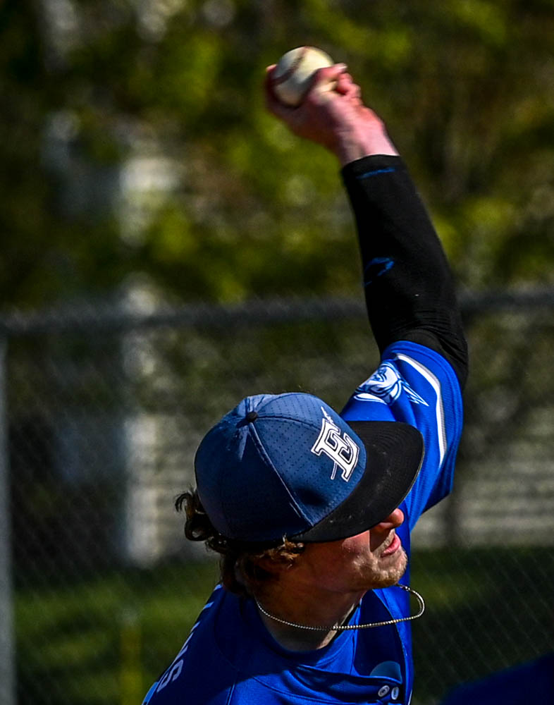 Baseball pictures vs. South Suburban College