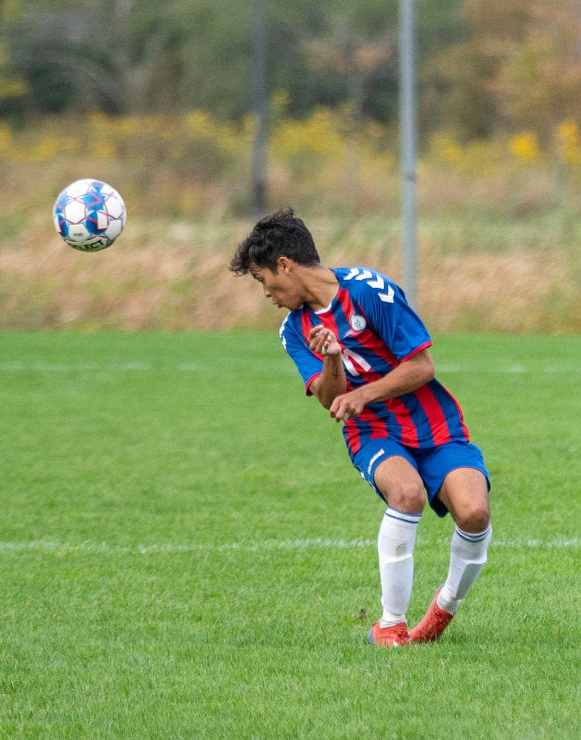 Men's soccer loses 9-2 to Prairie State College