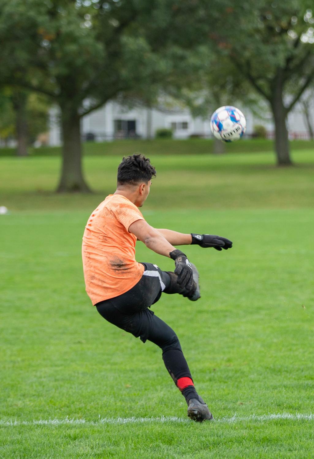 Men's soccer loses 9-2 to Prairie State College