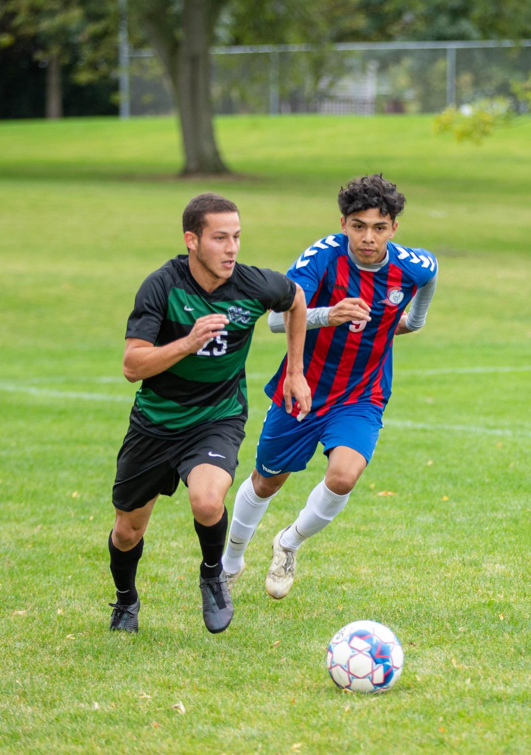 Men's soccer loses 9-2 to Prairie State College