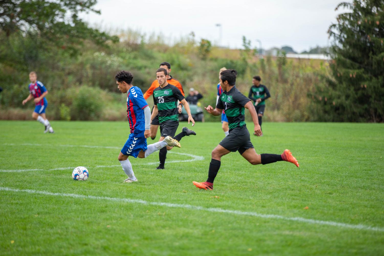 Men's soccer loses 9-2 to Prairie State College