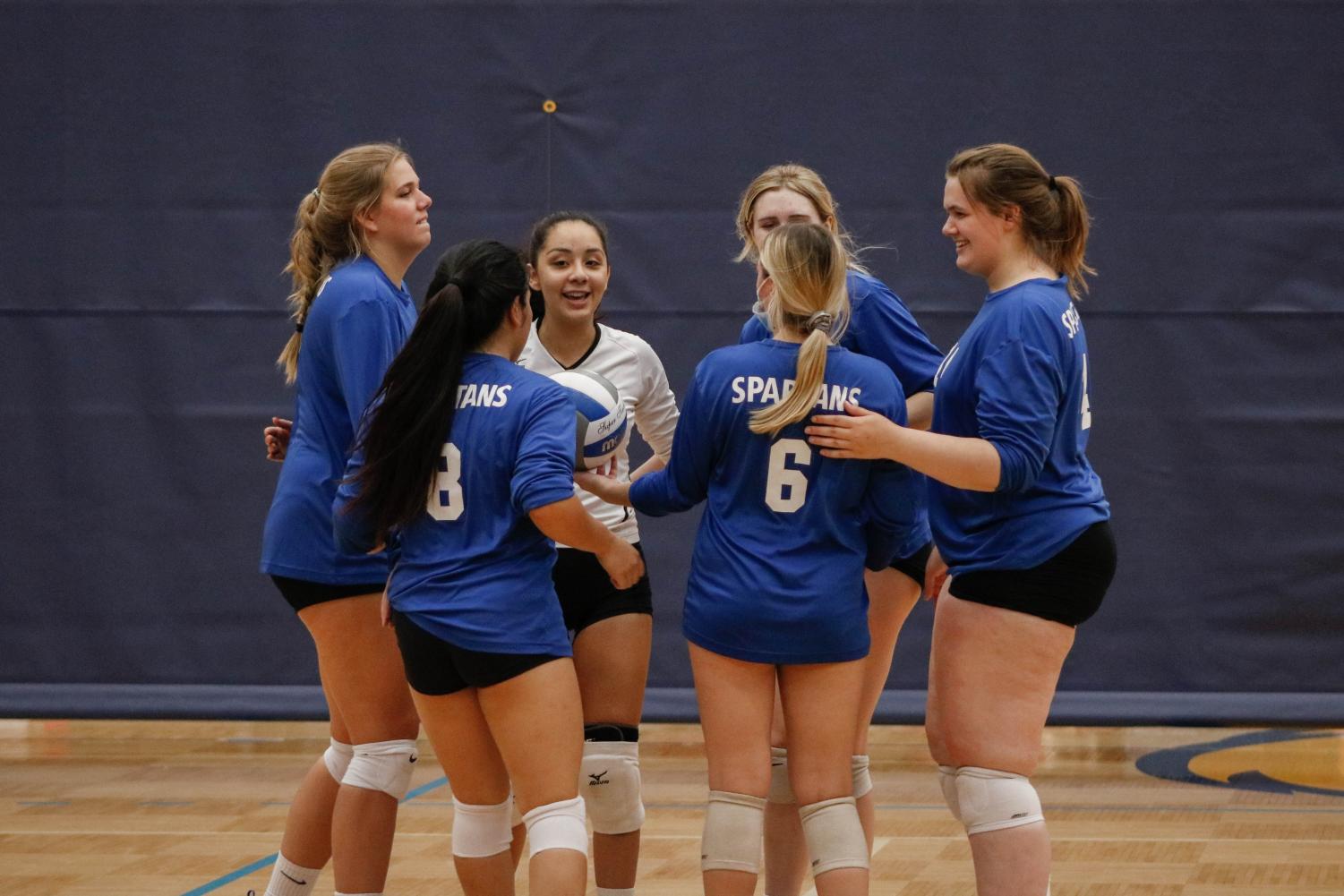 Women's Volleyball Loses 3-0 to College of Lake County Lancers