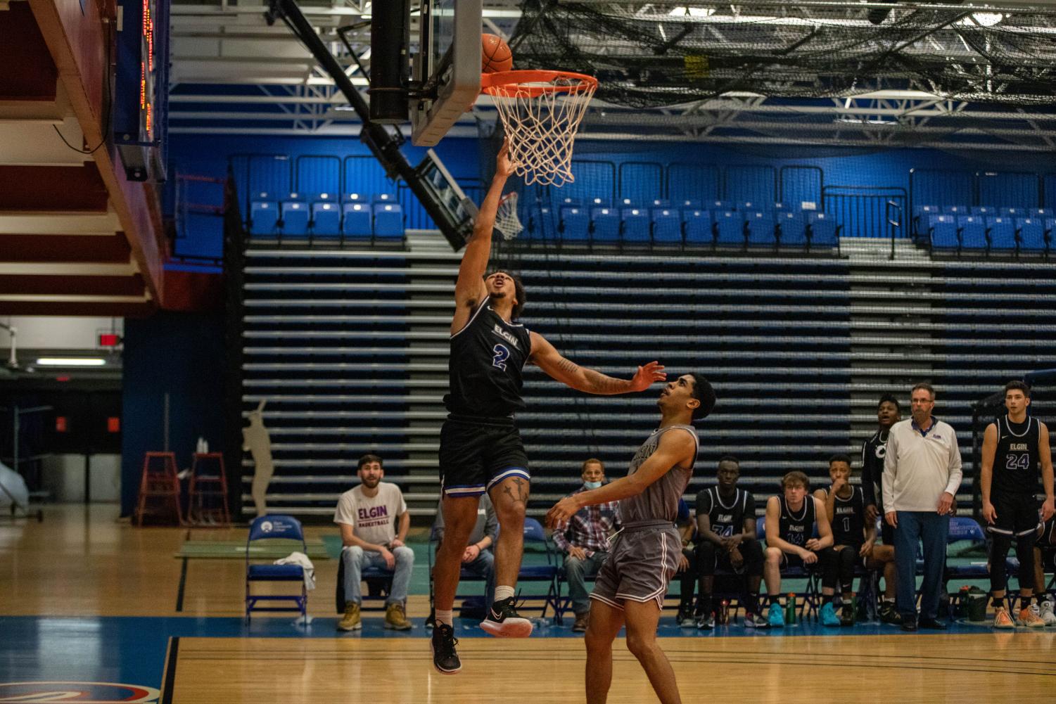 Men's basketball wins 76-73 against Judson University's JV Team