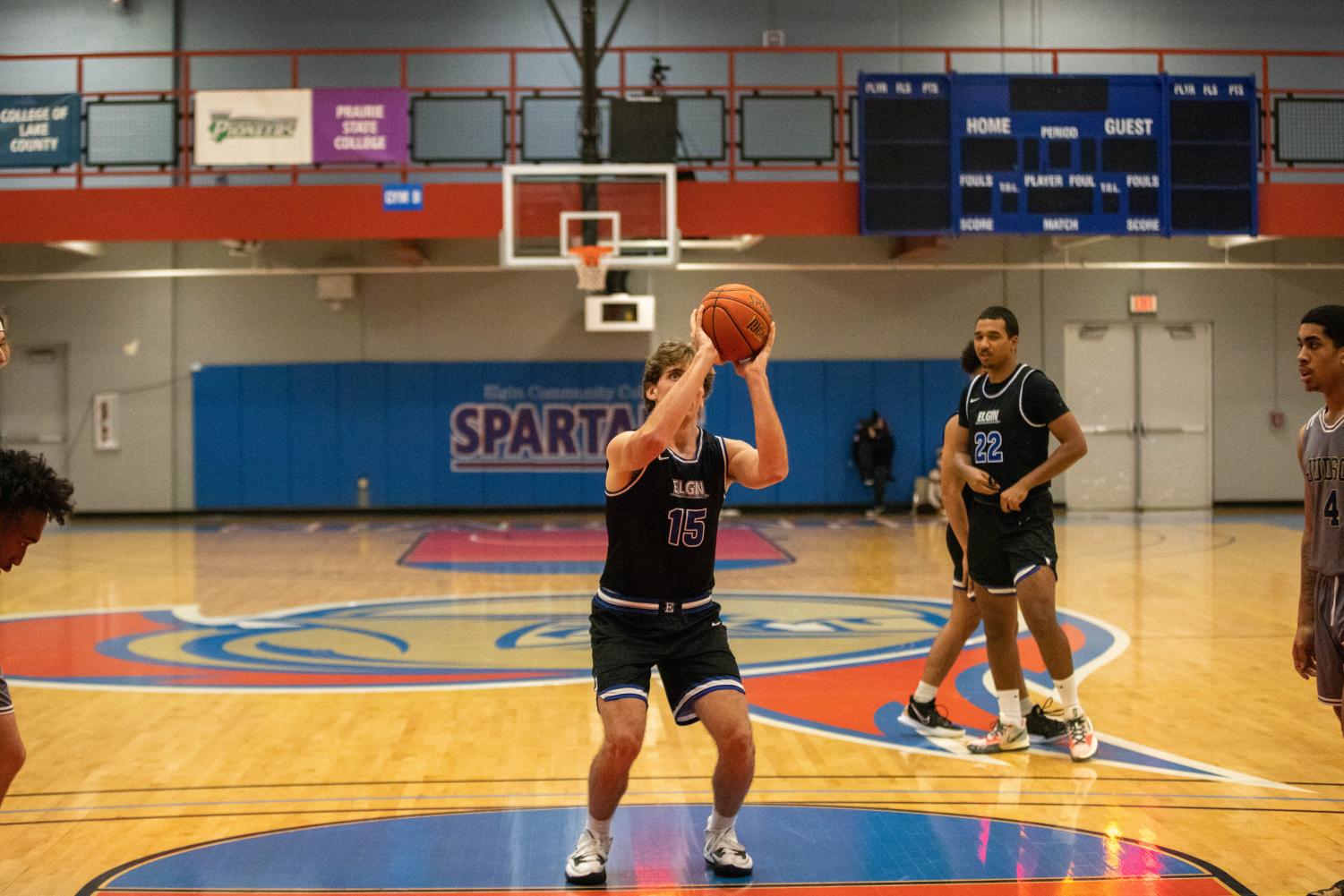 Men's basketball wins 76-73 against Judson University's JV Team