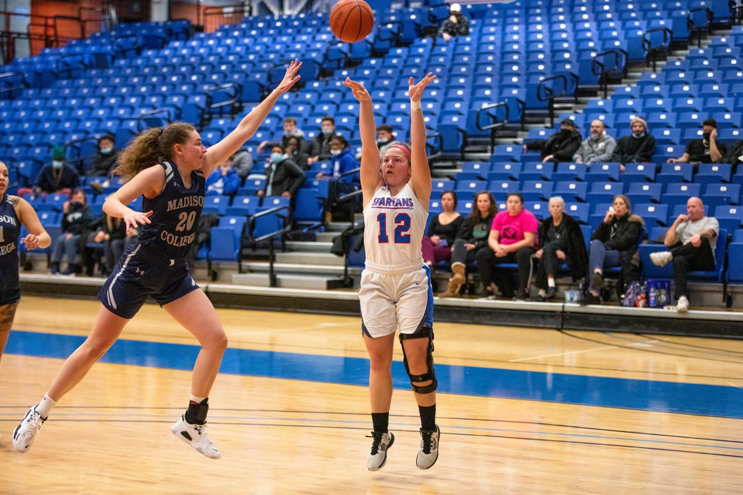 Women's basketball lose 64-57 against Madison College