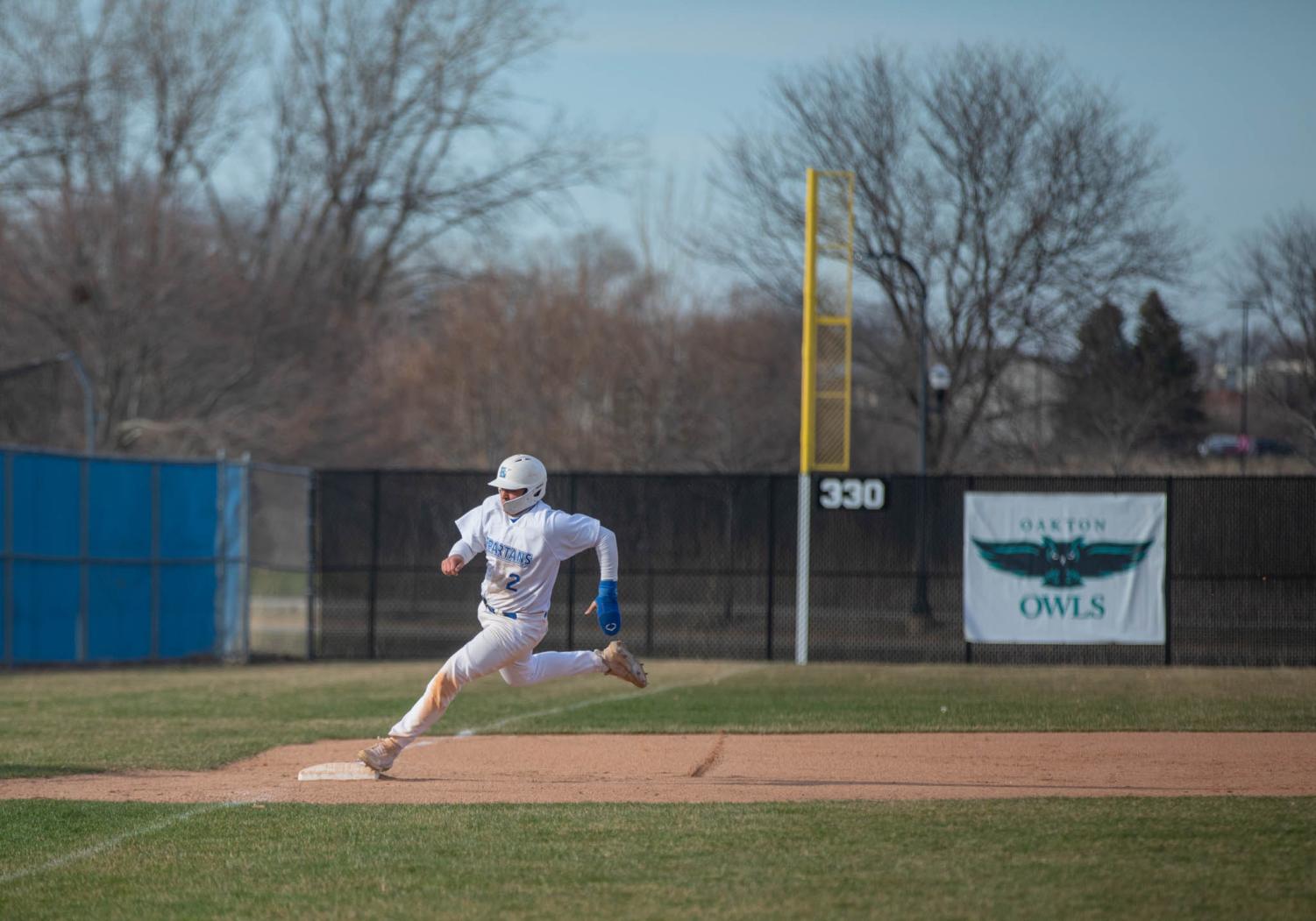 ECC men's Baseball wins 8-6 against Morton College