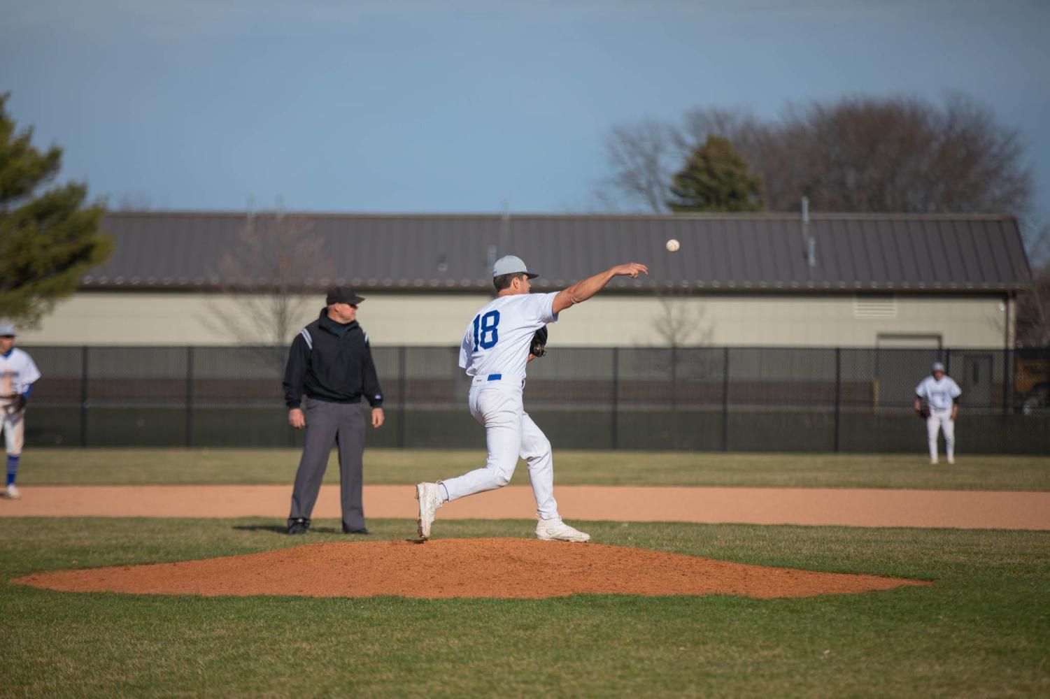 ECC men's Baseball wins 8-6 against Morton College