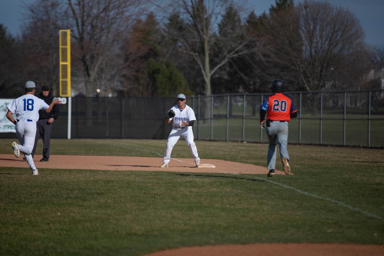 ECC men's Baseball wins 8-6 against Morton College