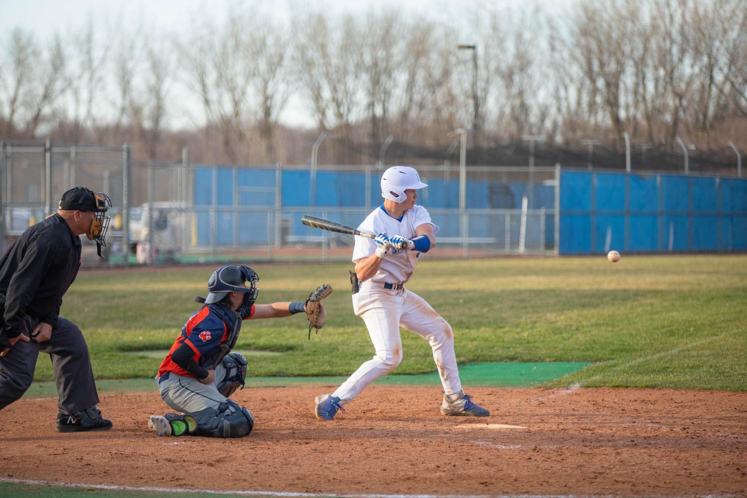 ECC men's Baseball wins 8-6 against Morton College