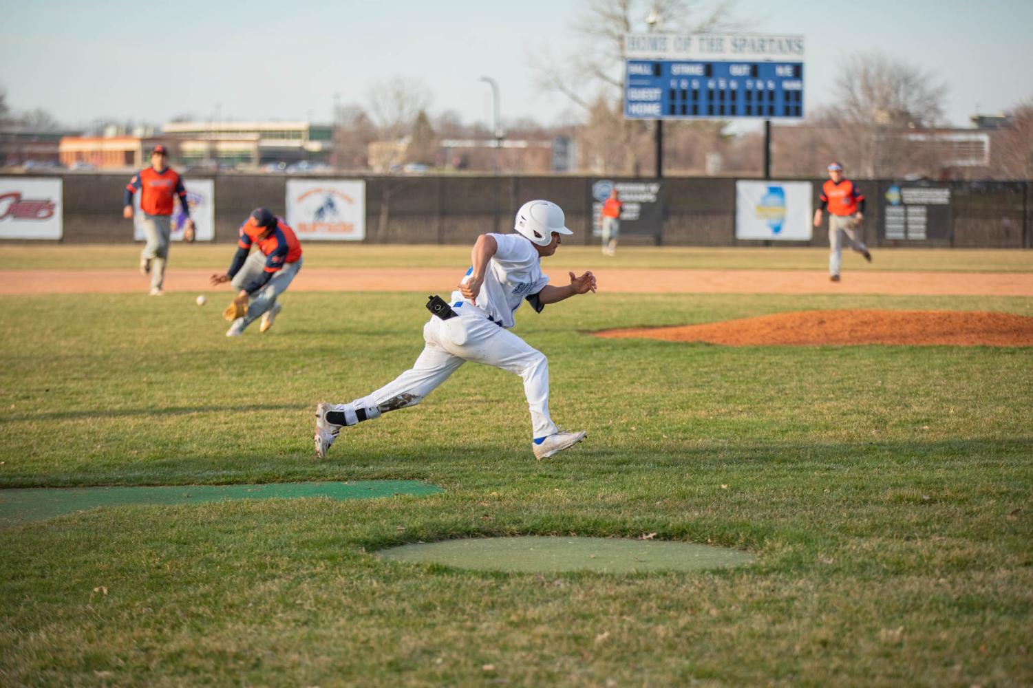 ECC men's Baseball wins 8-6 against Morton College