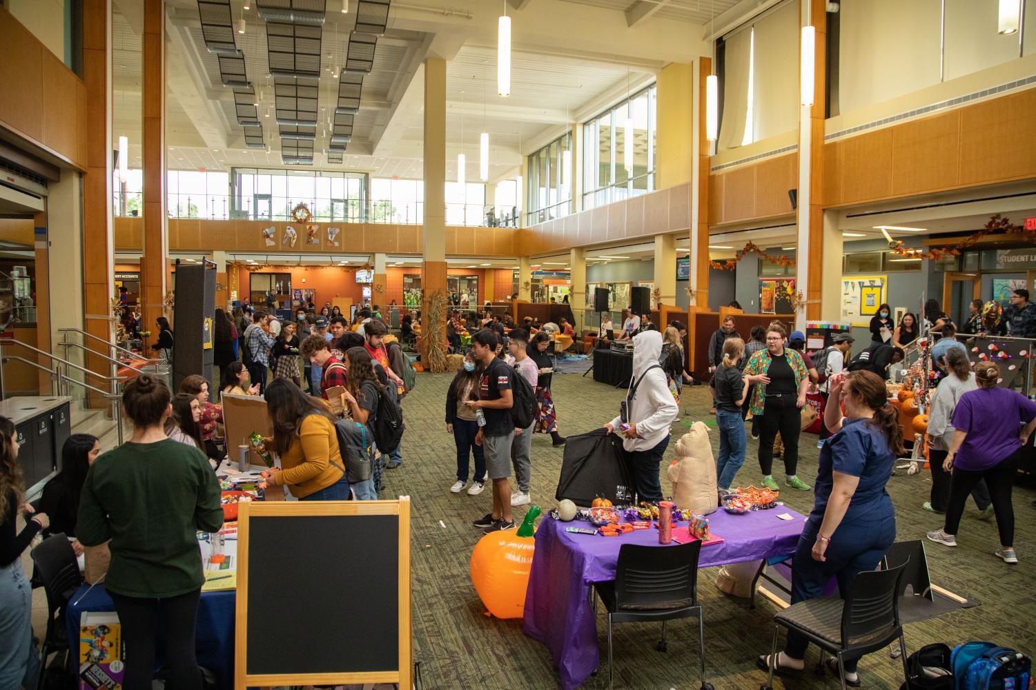 ECC’s Student Life hosts 2022 Fall Fest