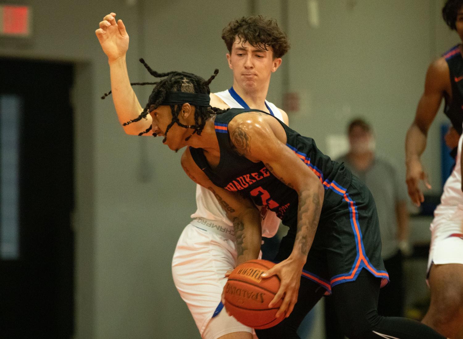 Photos: Men's basketball loses 104-89 against Milwaukee Area Technical College