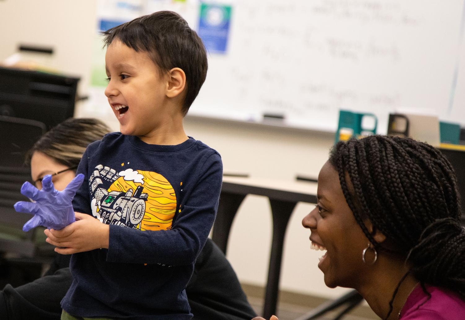 Photos: Early Childhood Lab students visit ECC's dental clinic to learn dental hygiene