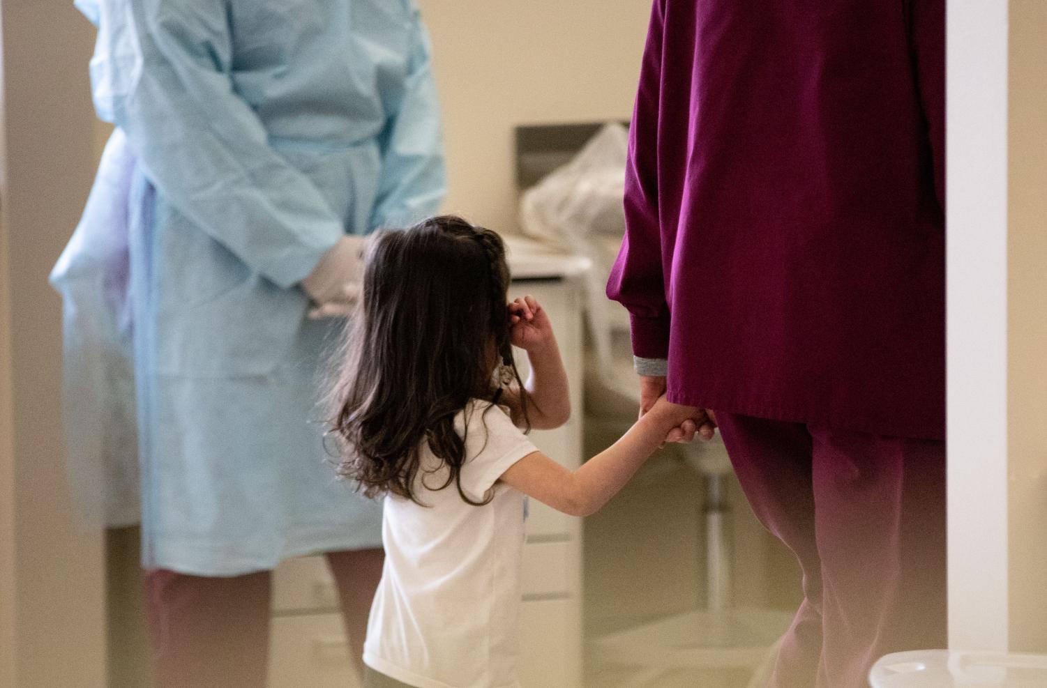 Photos: Early Childhood Lab students visit ECC's dental clinic to learn dental hygiene