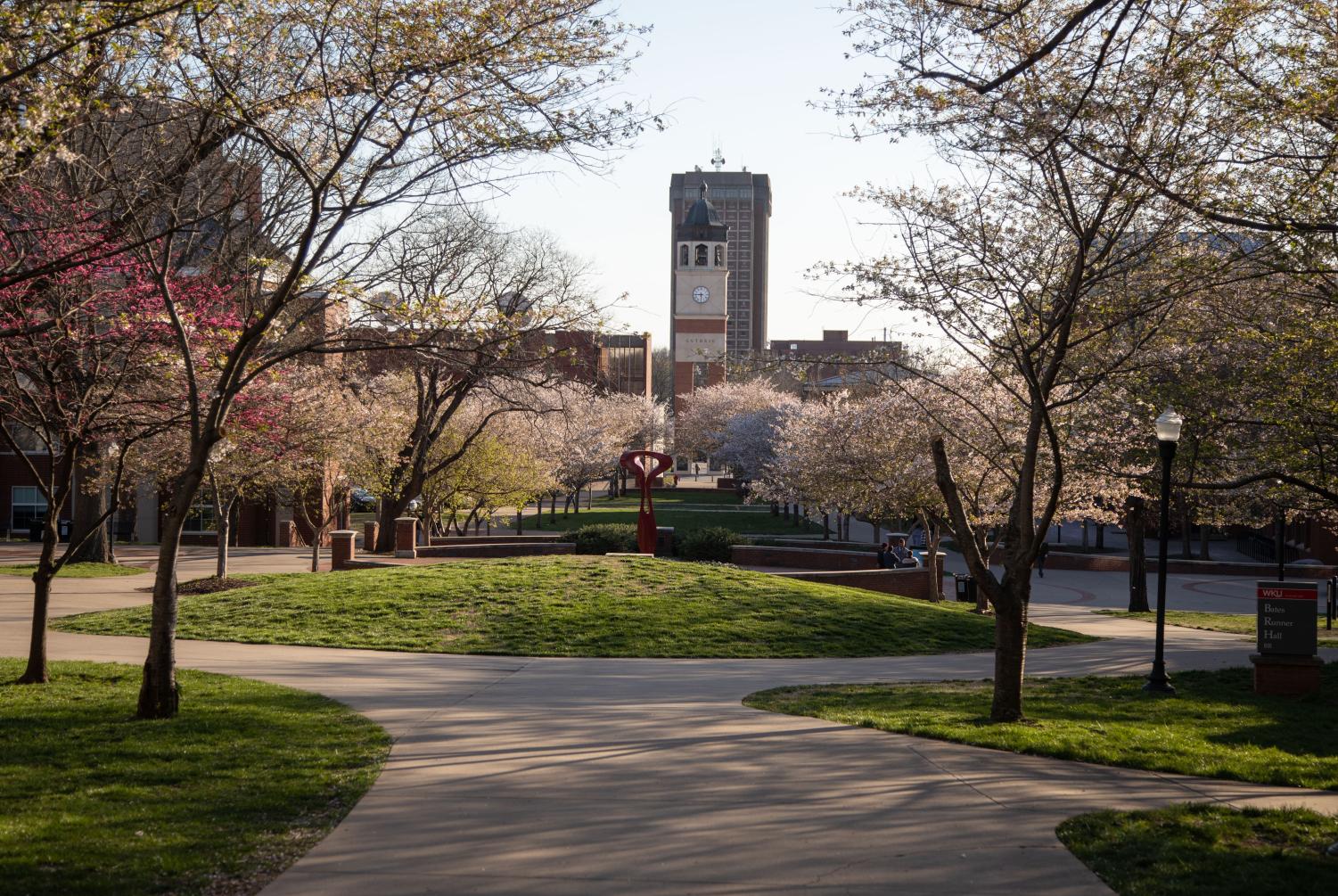 Photos: A Peek Around the University of Iowa and Western Kentucky University