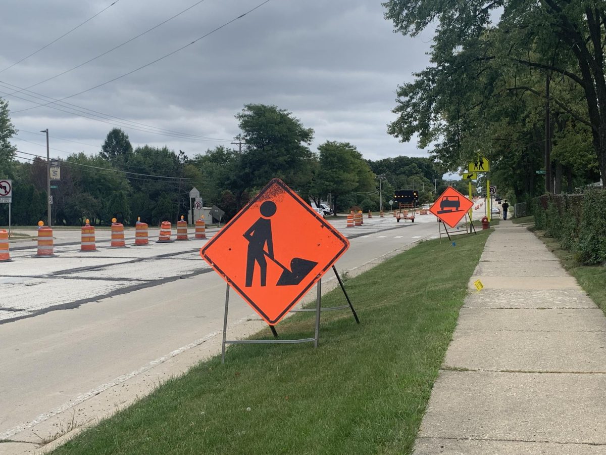 Road work signs on W. Schaumburg Rd Sept. 7, 2023.