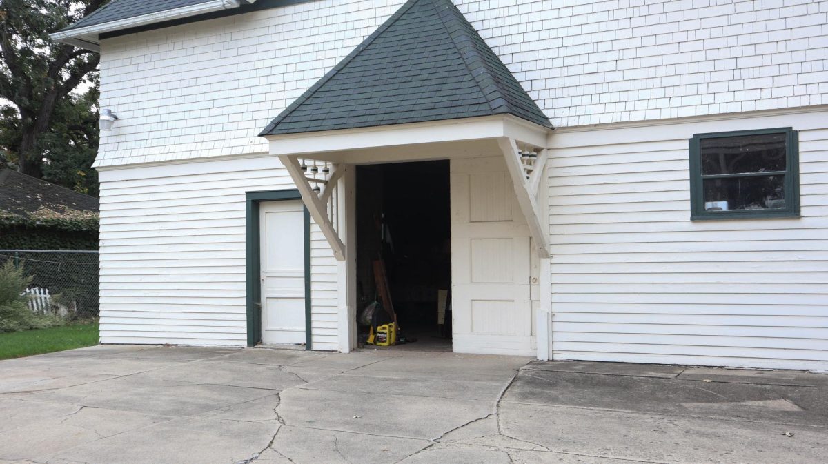 The carriage house outside the residence used to be where guests would store their horses.