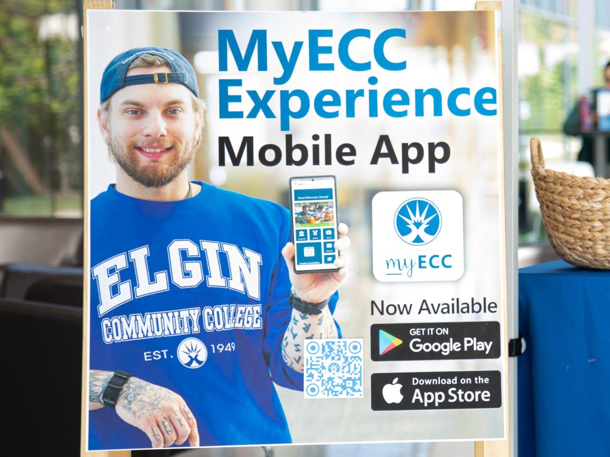 Póster de MyECC App, puesto en la entrada del Edificio A durante un  evento espontáneo de MyECC el 12 de septiembre de 2023.