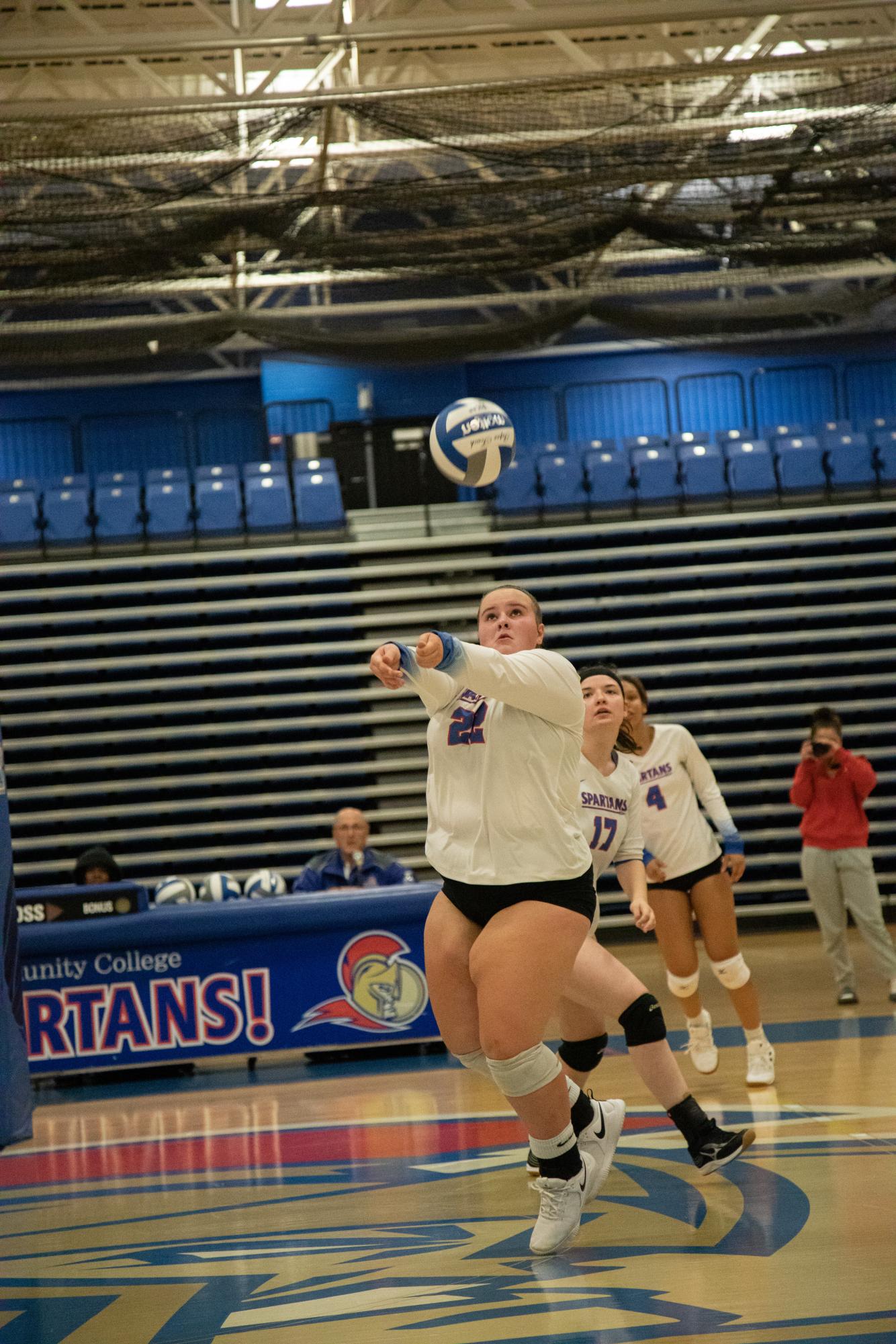 Photos: Women's Volleyball loses 3-0 against College of Lake County