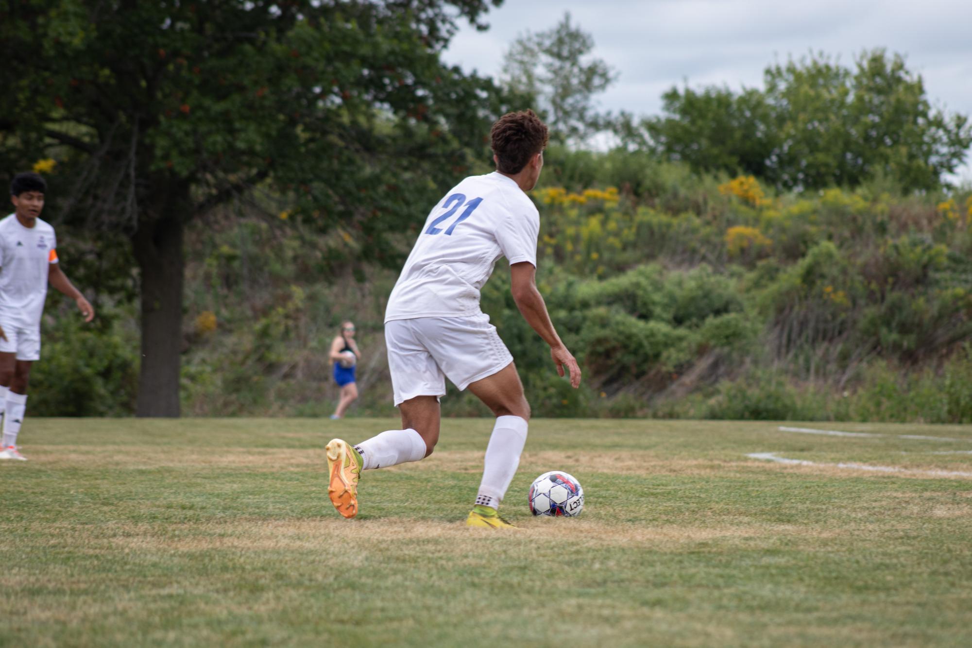 Photos: Men's soccer wins 5-1 against McHenry County College