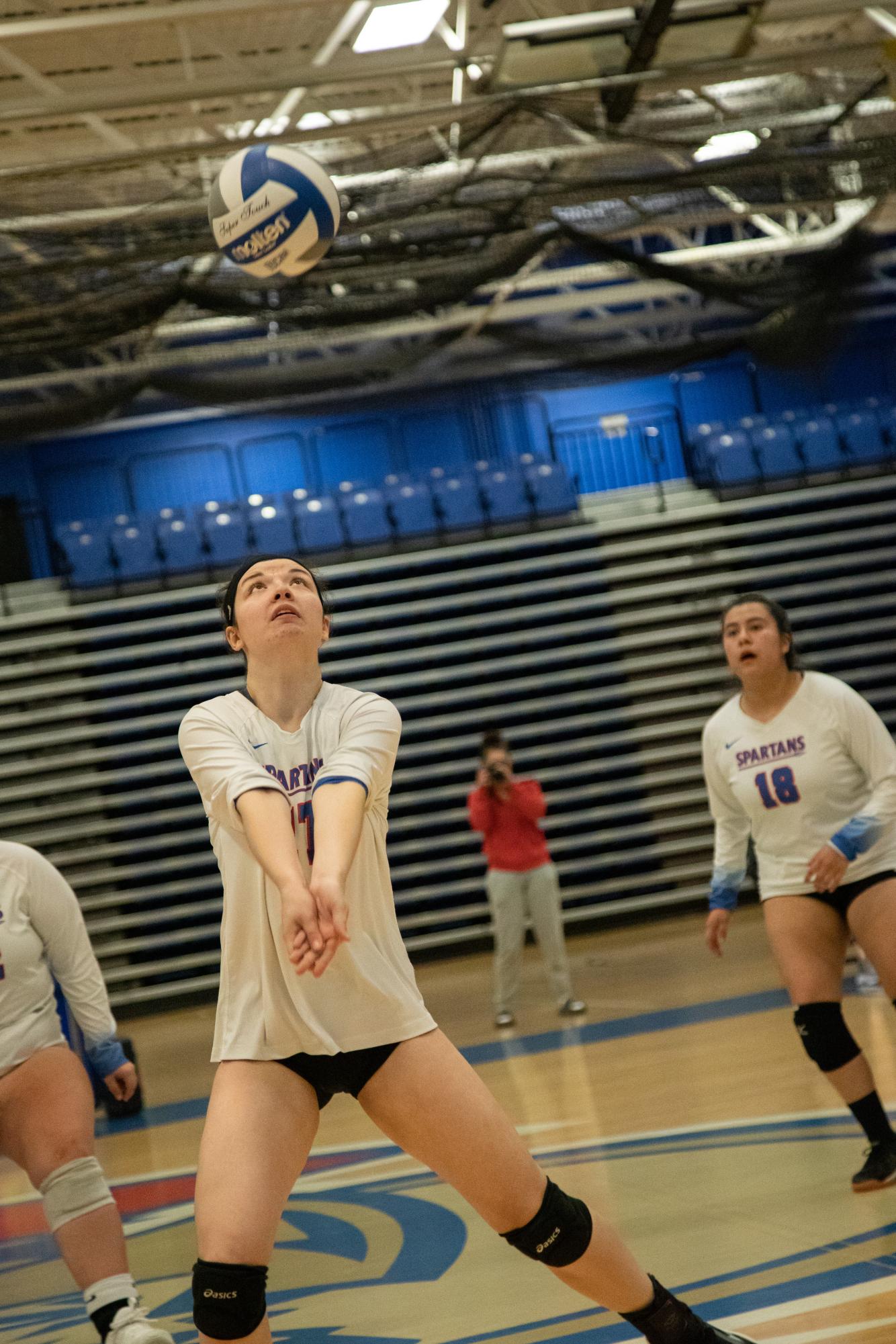 Photos: Women's Volleyball loses 3-0 against College of Lake County