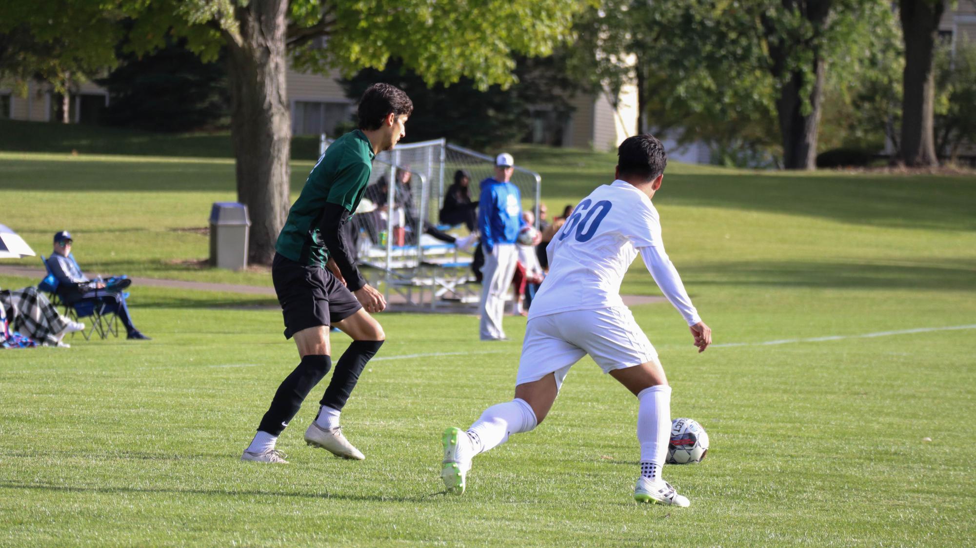 Photos: Men's soccer loses 0-3 against Prairie State College