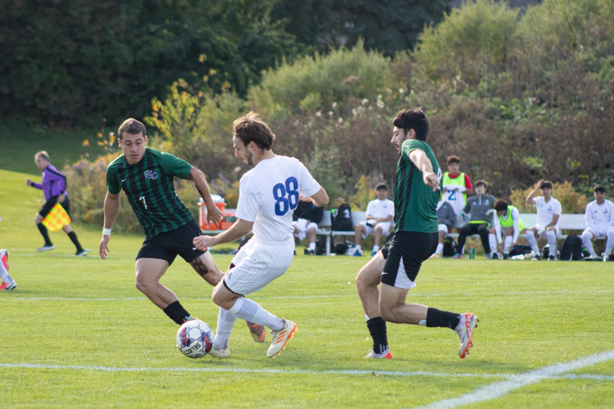 Photos: Men's soccer loses 0-3 against Prairie State College