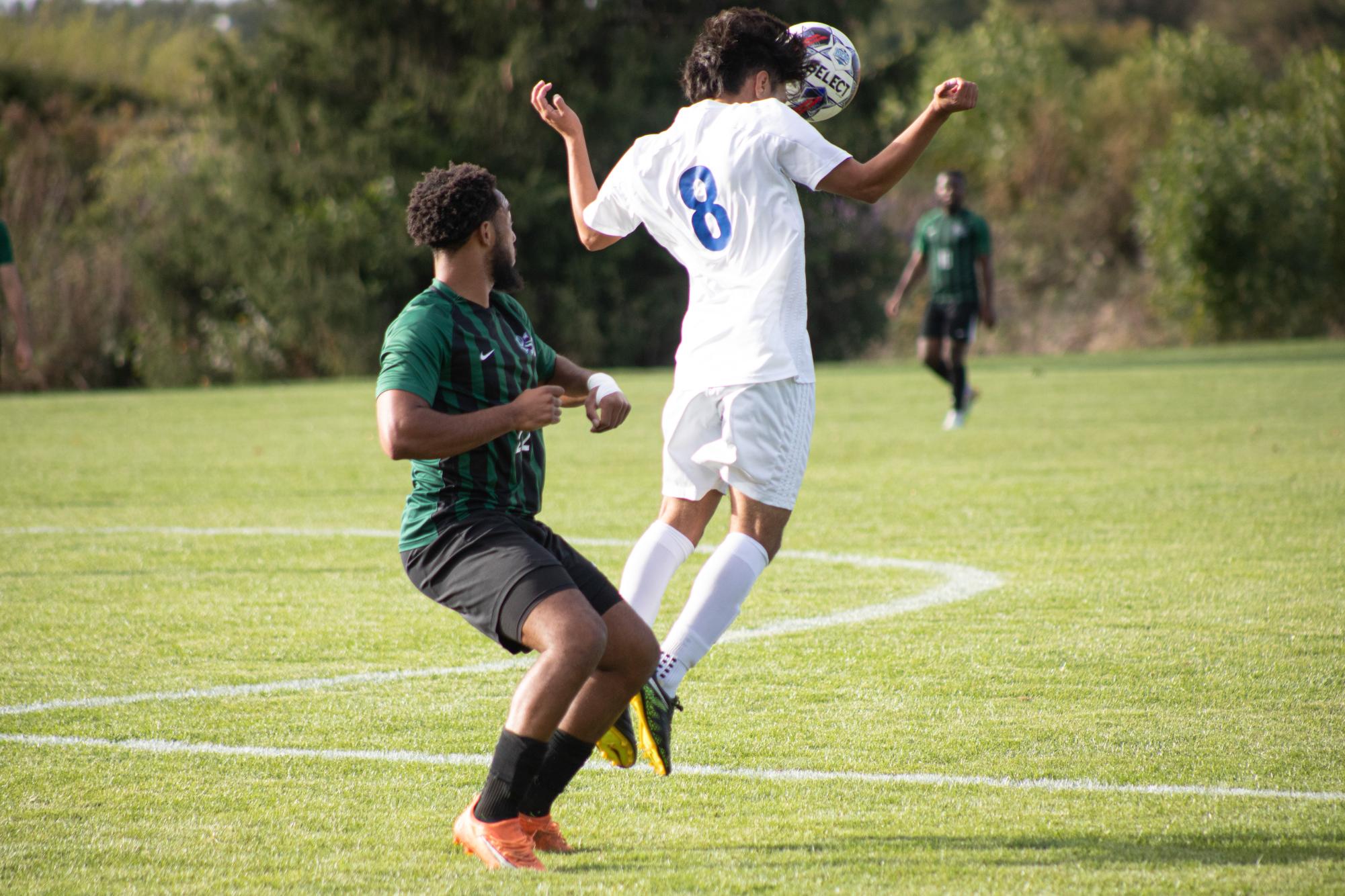 Photos: Men's soccer loses 0-3 against Prairie State College