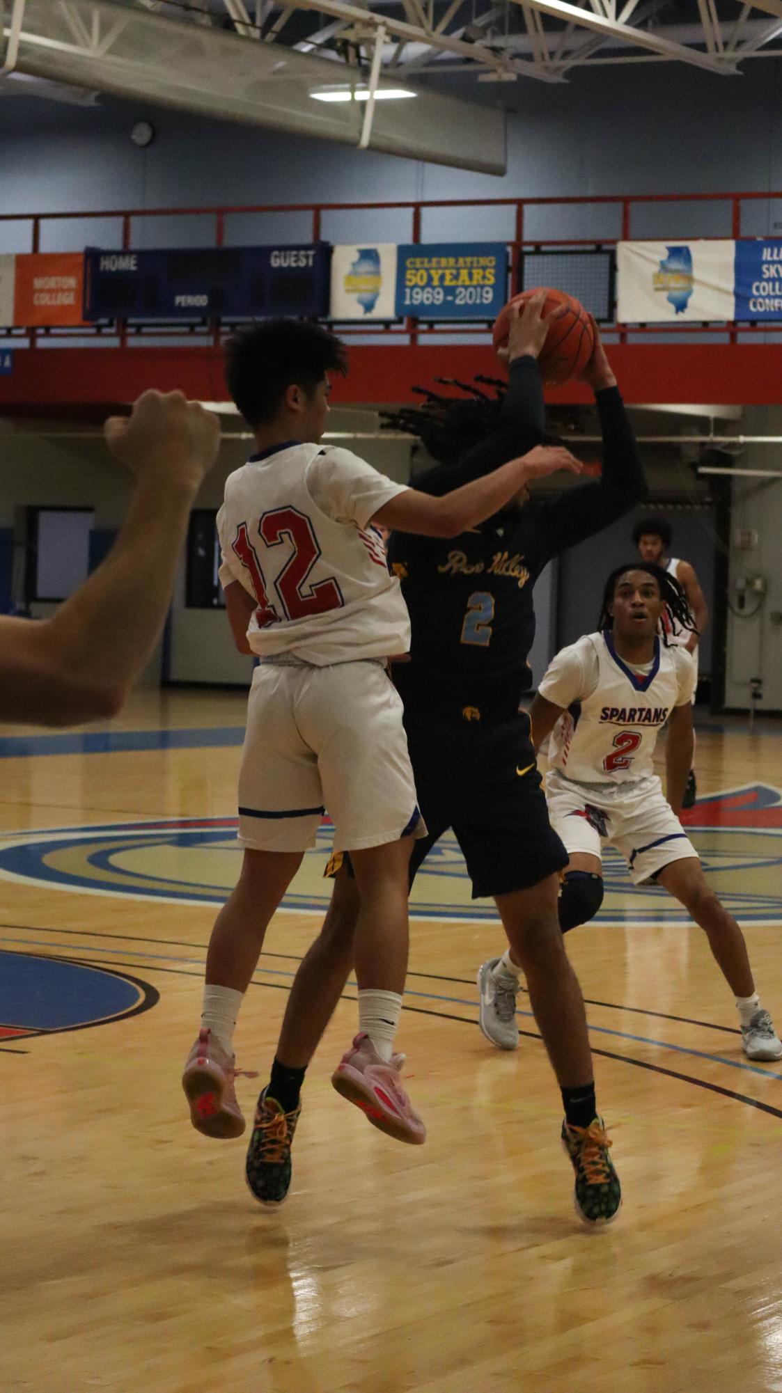 Men's Basketball loses 88-114 against Rock Valley College