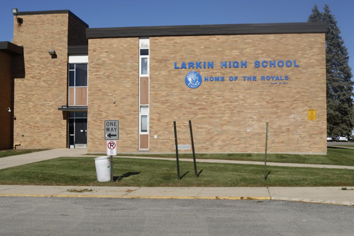 The front entrance of Larking High School.