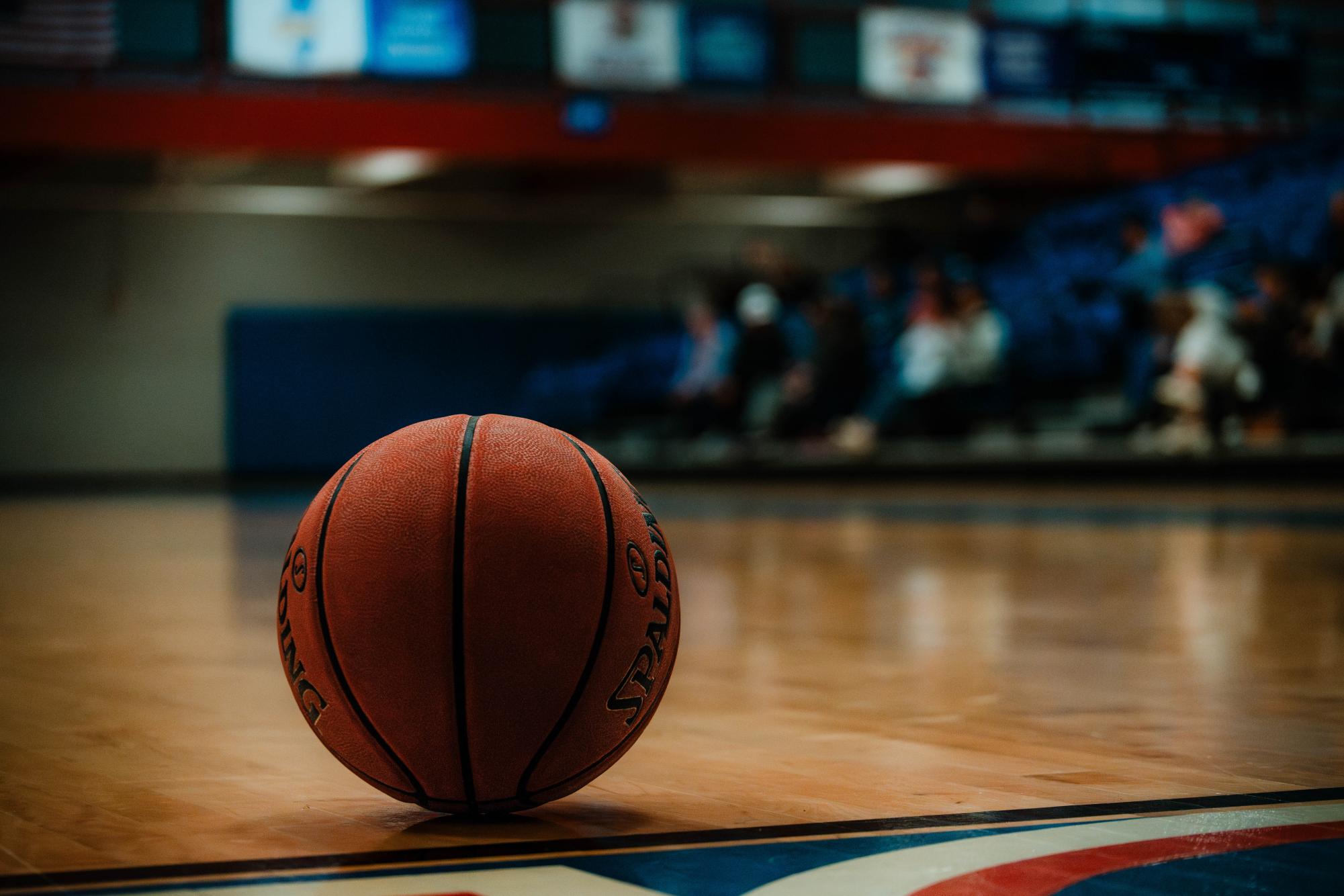 Men's Basketball team face Harper College