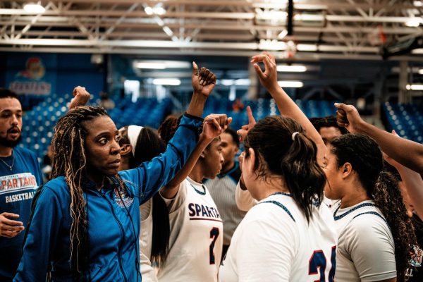 [FILE PHOTO] Coach Eumeka Aguado breaks the huddle with the team as they maintain the lead over College of Dupage, on November 6th 2025. Aguado enters her fifth year as head coach for the women's basketball team.