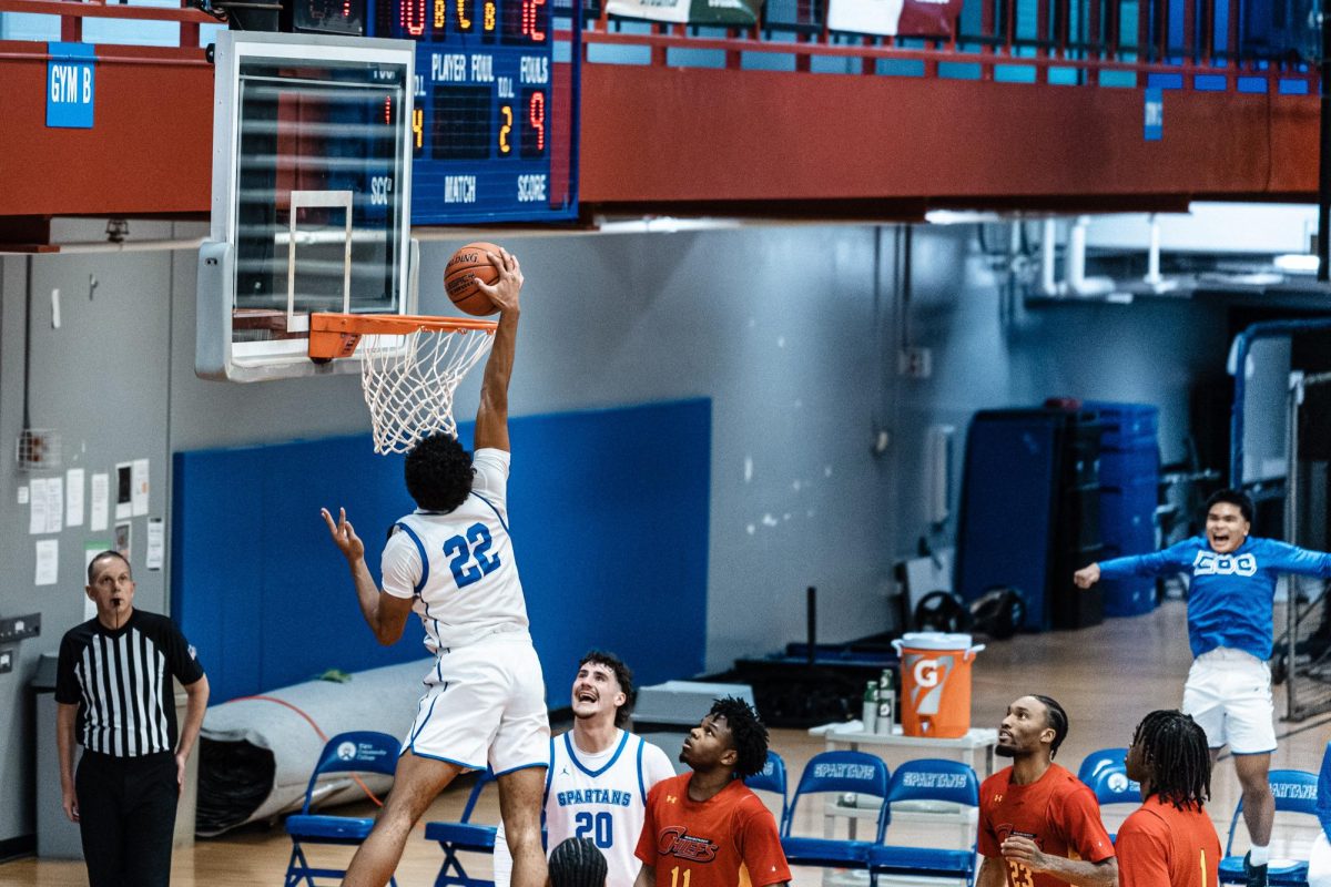Forward Jaylen Wells flies in for the dunk late into the fourth quarter, on February 12, 2026.  Wells' generated 3 second-chance opportunities with his rebounding, tying with 4 other Spartans this game.
