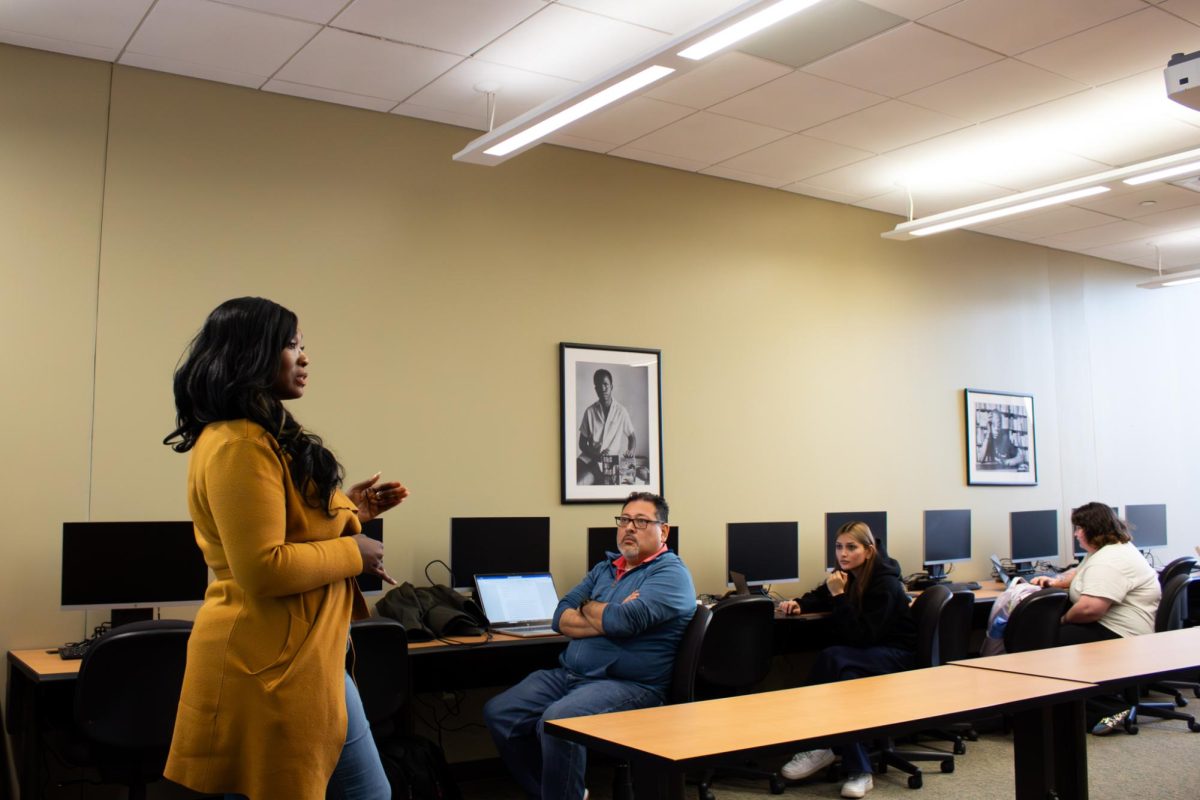 Dr. Gyimah during class discussion in B304 at Elgin Community College on March 24, 2026. Small class sizes help students be more engaged and connected to each other than those in larger day-time classes. 