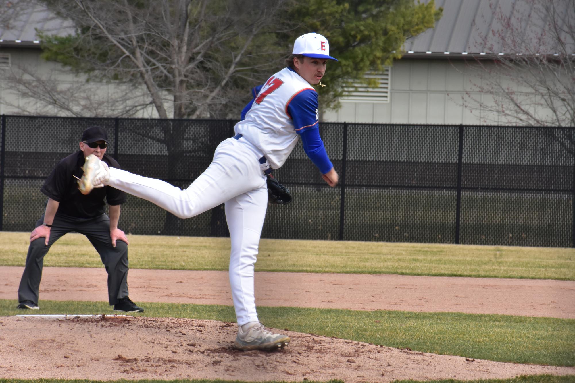 UPDATED PHOTOS: Spartans fall to College of DuPage